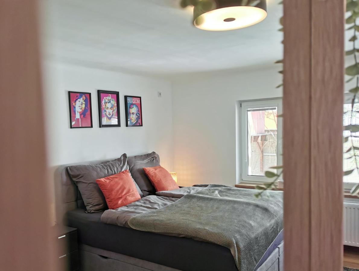 Neues City Center Piano Appartement Mit Netflix Klagenfurt am Wörthersee Exterior foto